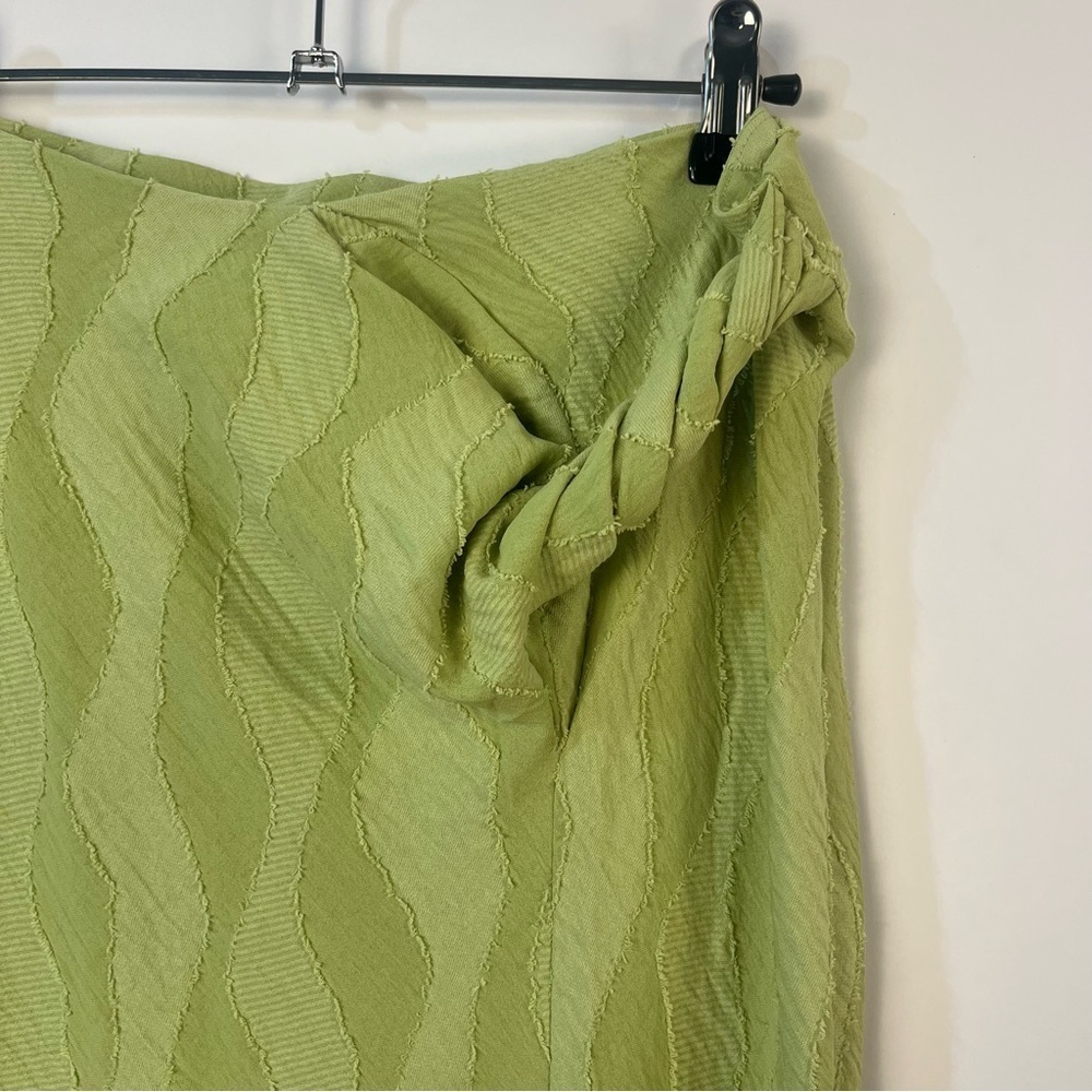 2/$30 Topshop Jacquard Twist Maxi Skirt in Pistachio Green sz 8 - Picture 5 of 8